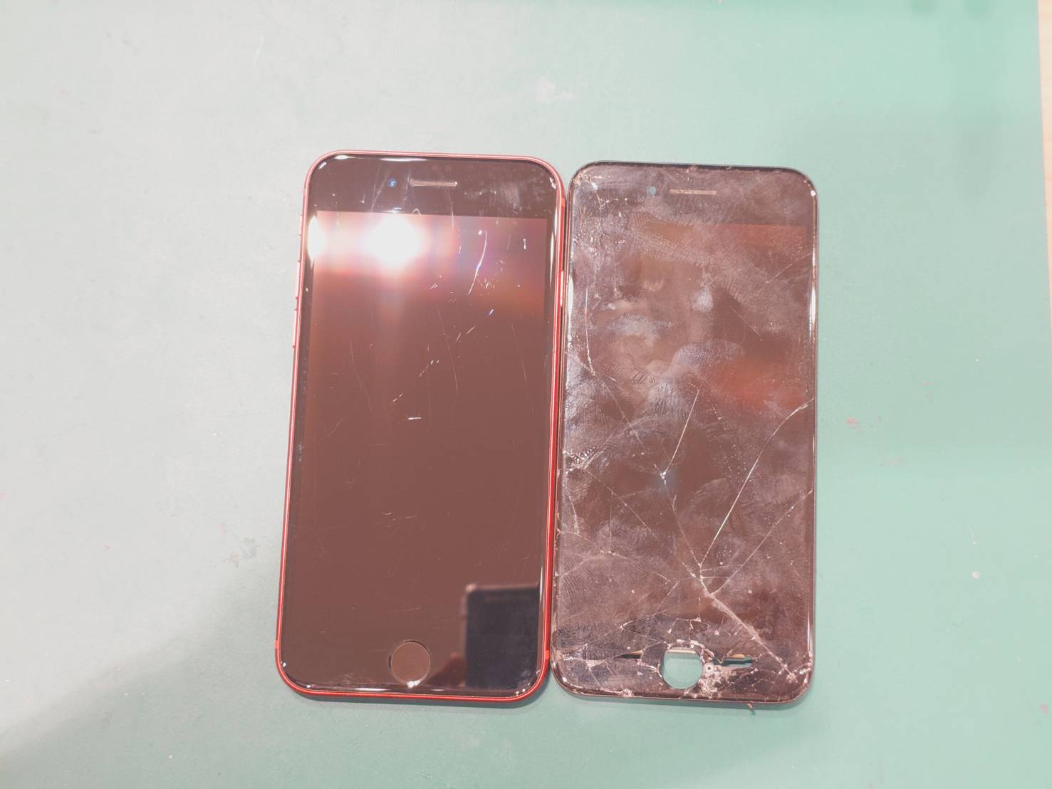 【浜松町よりご来店】iPhoneSE3の画面交換修理をご依頼いただきました！